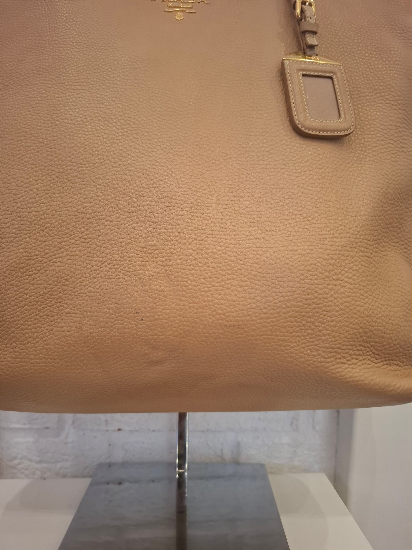 Borsa Prada colore nude