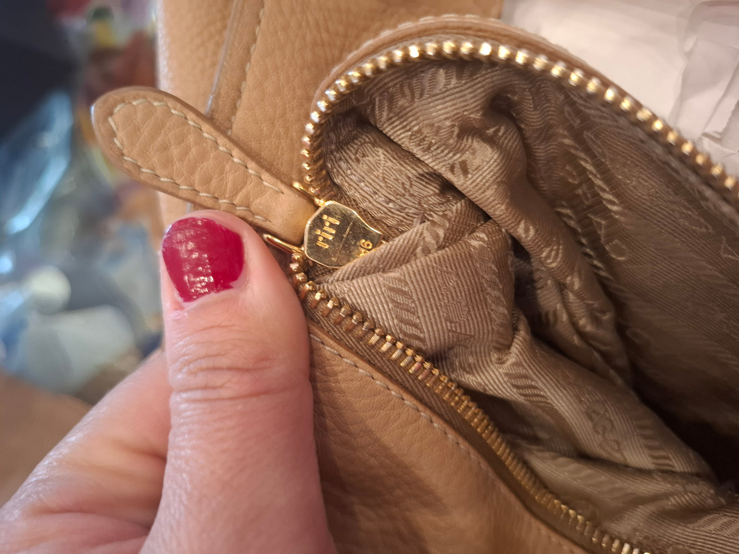 Borsa Prada colore nude