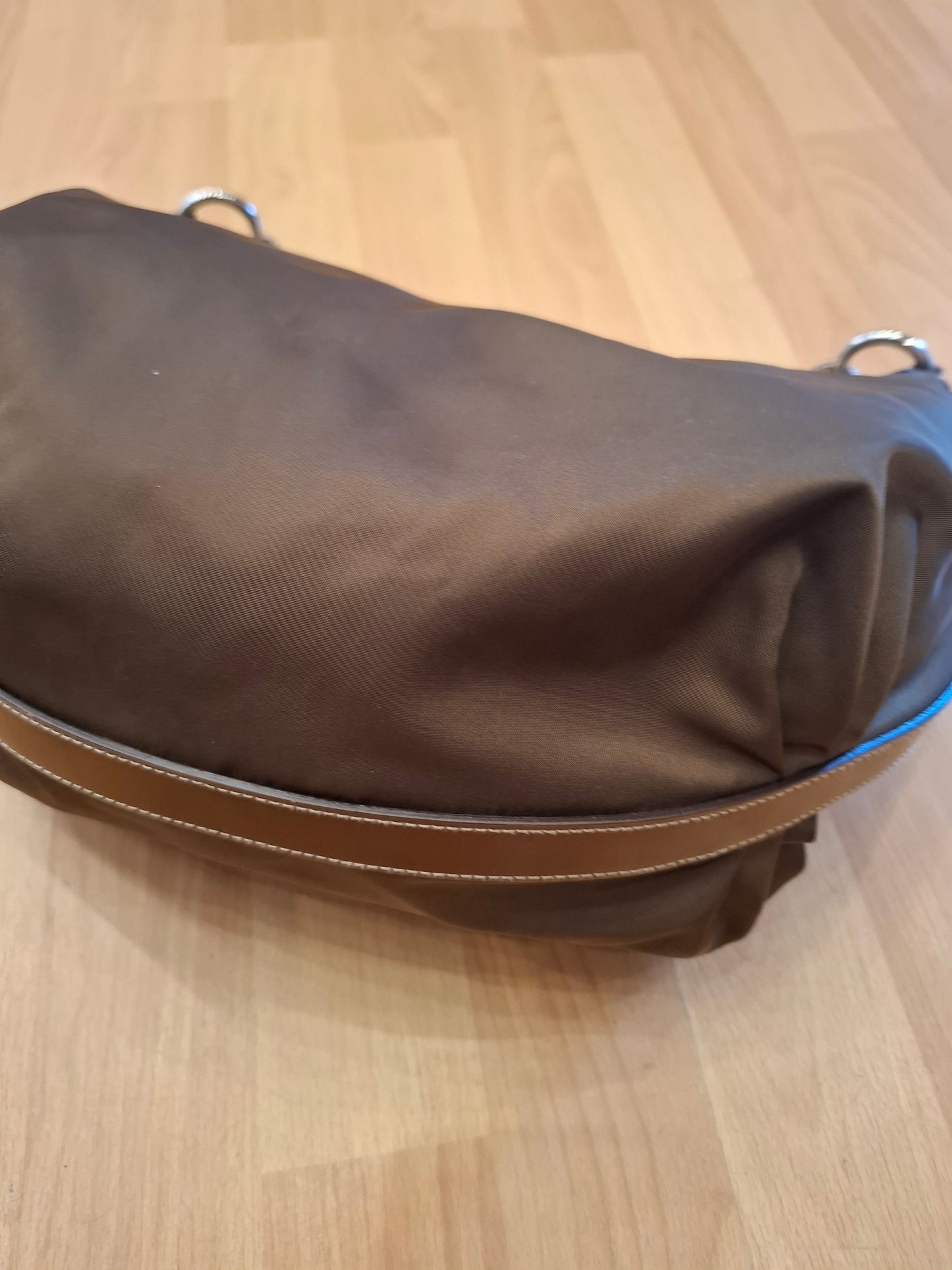 Borsa Prada marrone insertinin legno