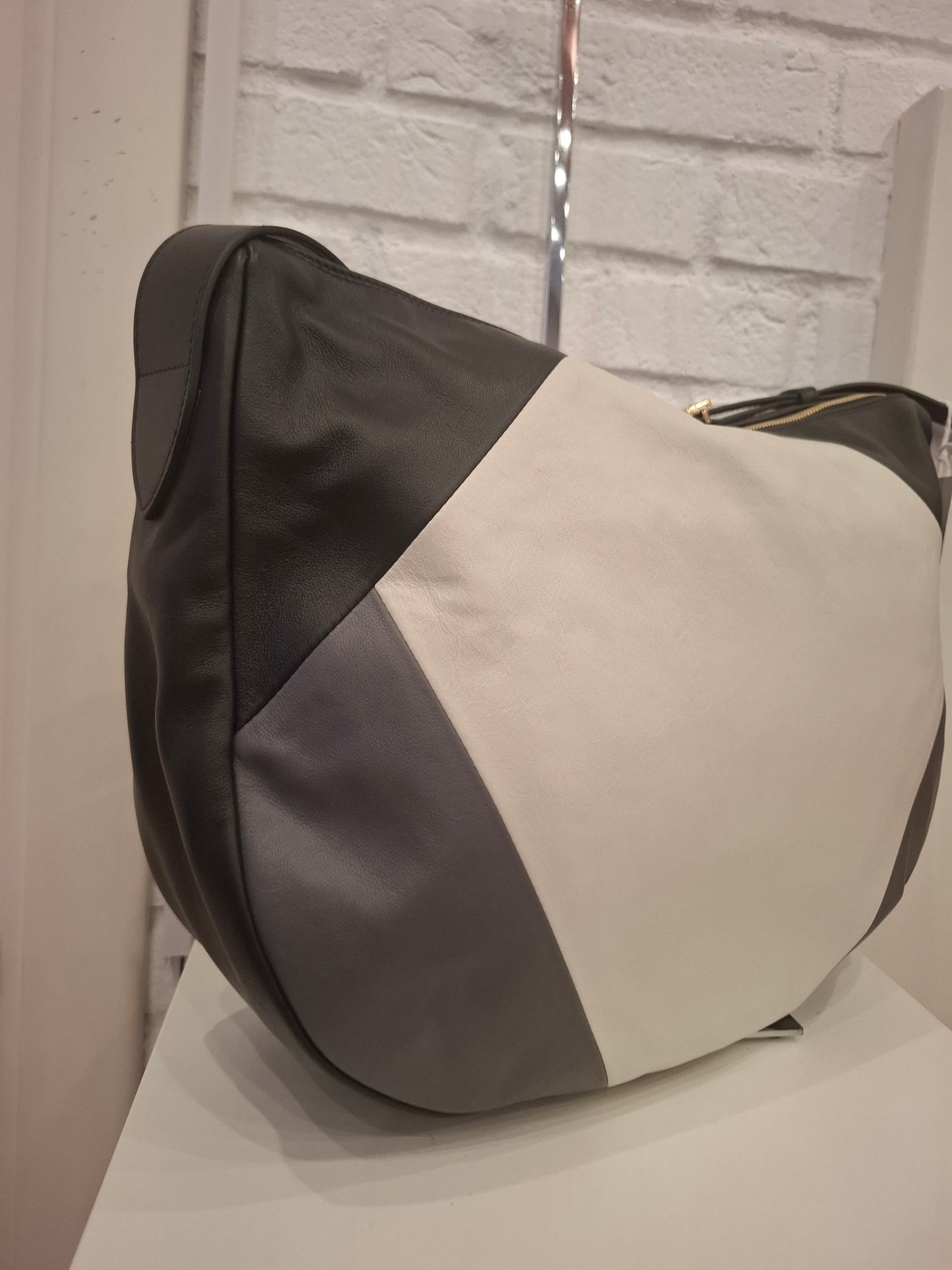 Mezzaluna Furla nuova