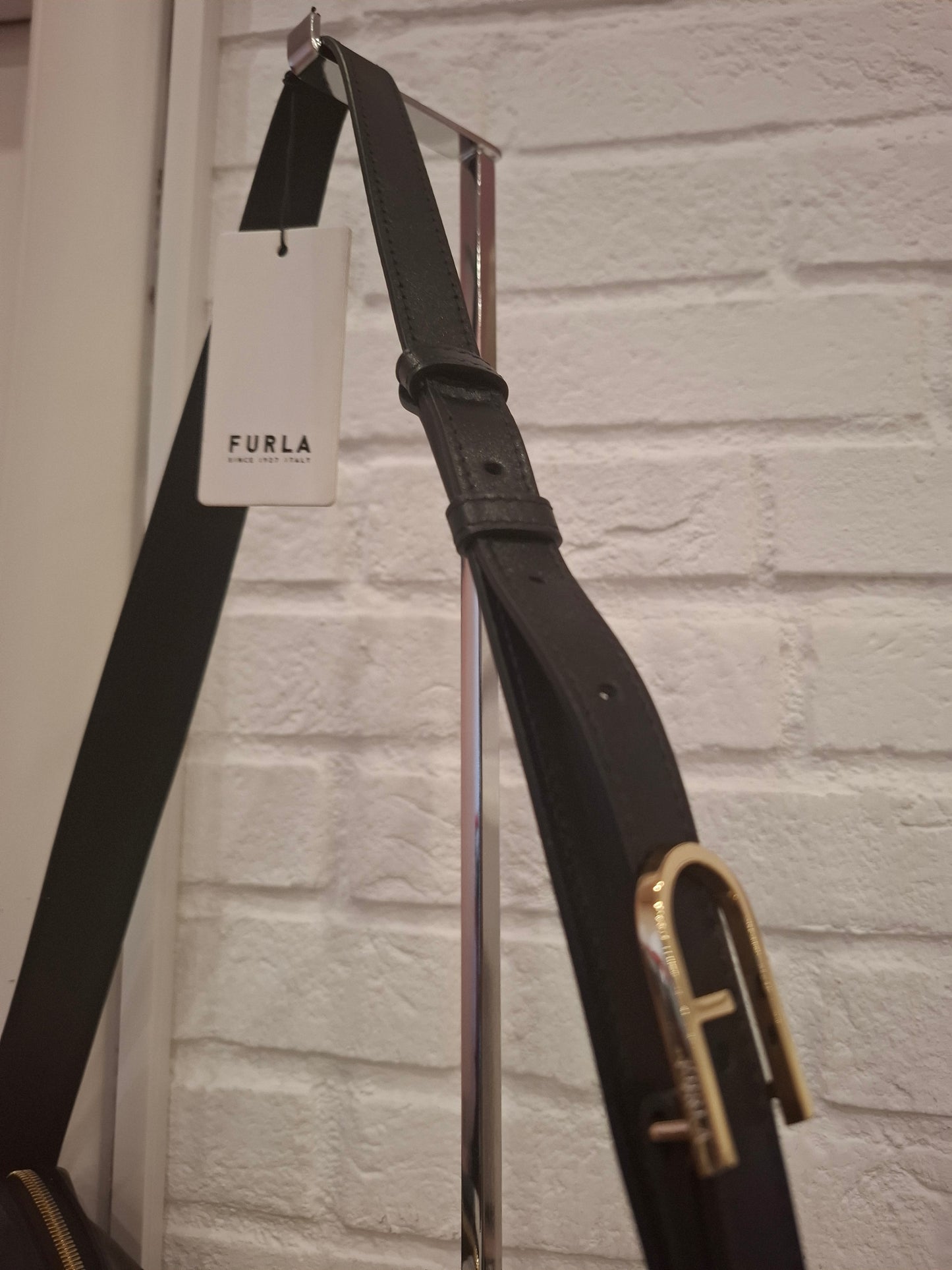 Mezzaluna Furla nuova