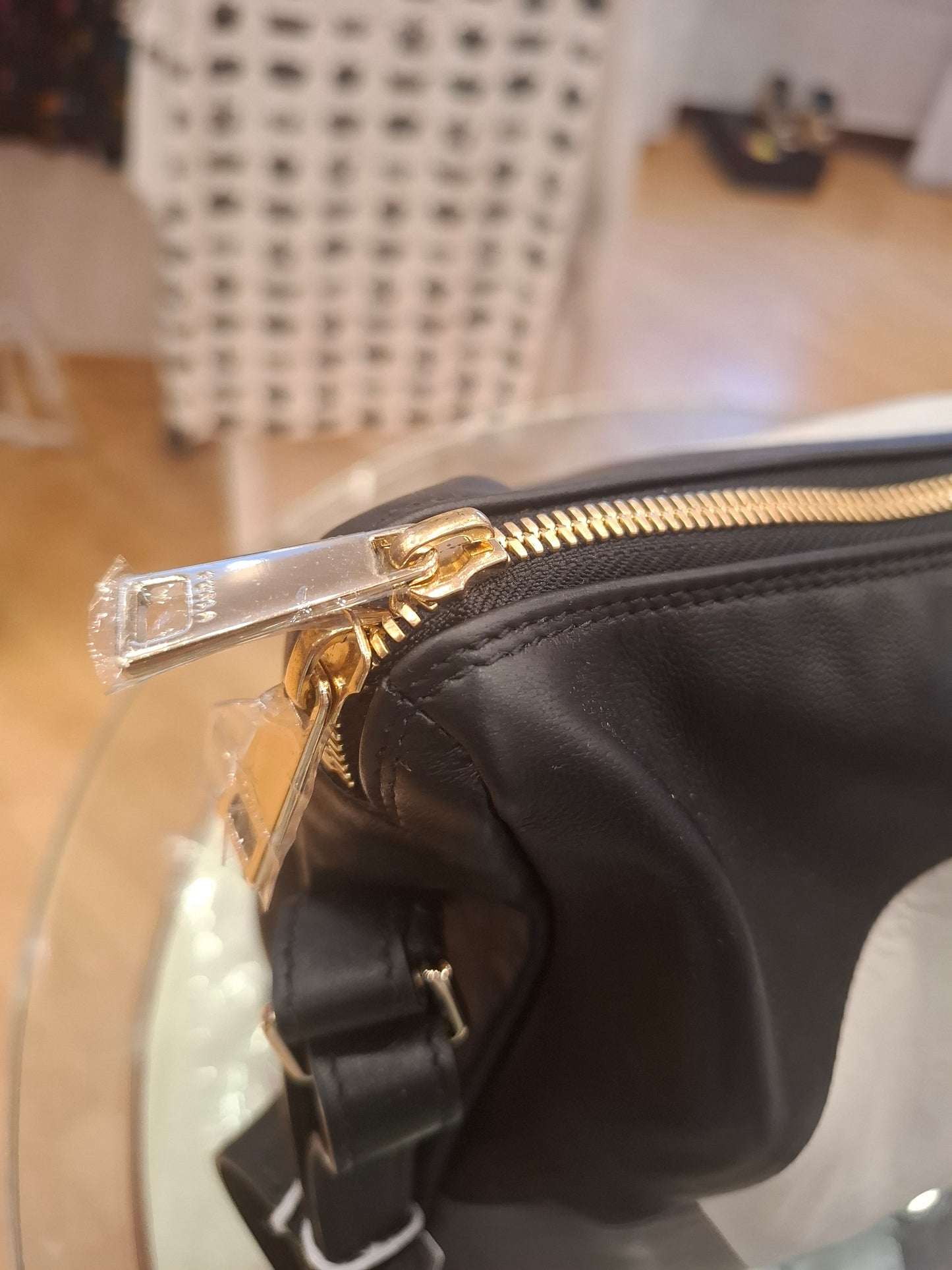 Mezzaluna Furla nuova