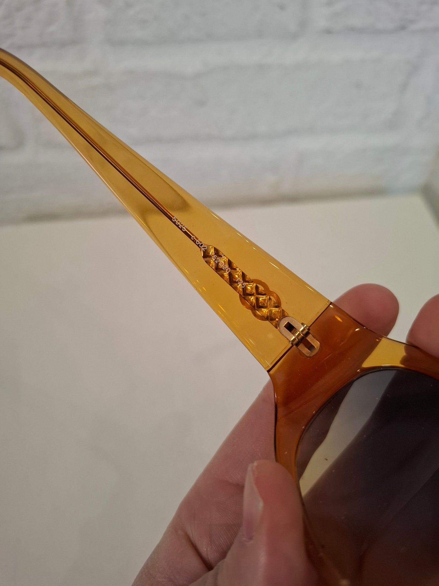 Occhiali Chanel arancio