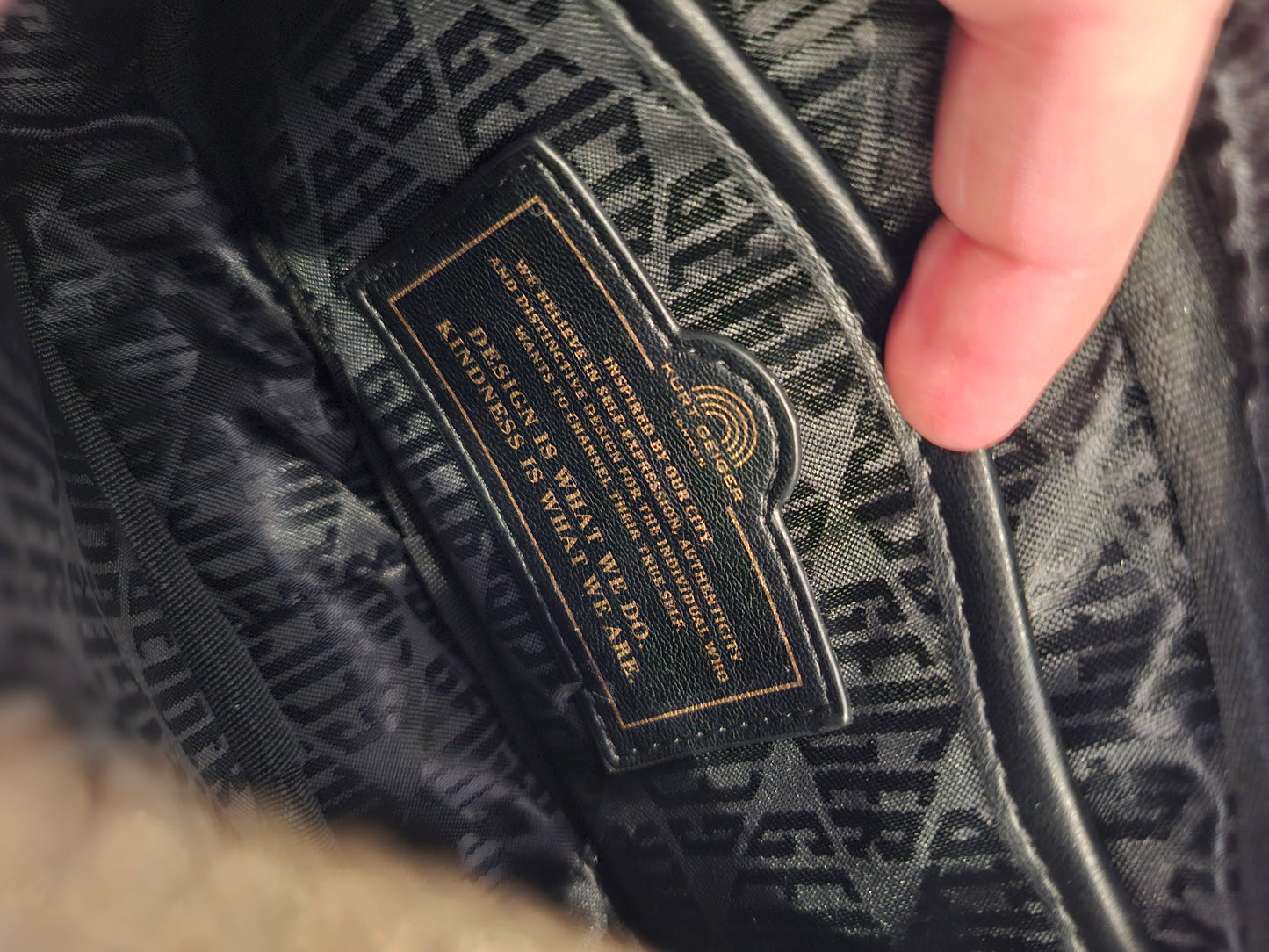Borsa Kurt Geiger