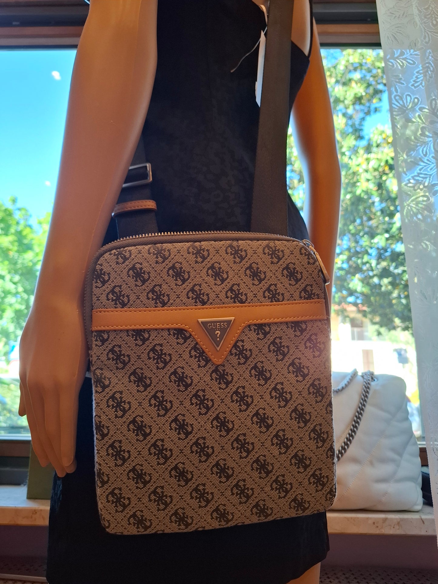 Borsellino Guess nuovo