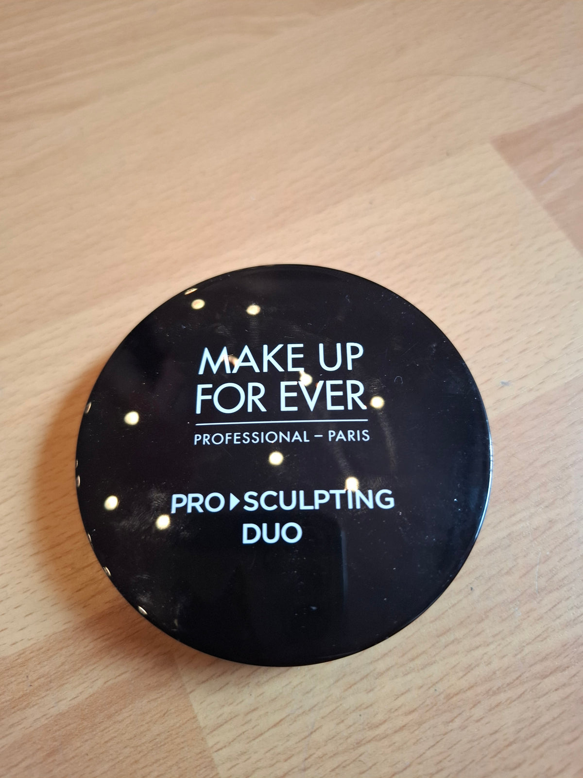 Duo Make Up