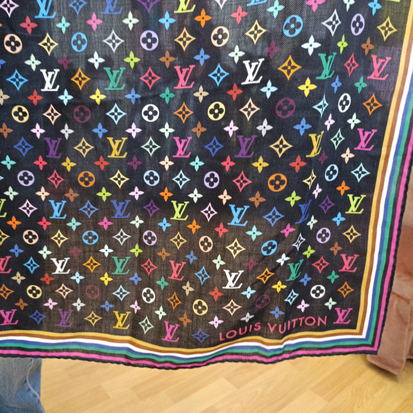 Maxi Stola Louis Vuitton nera multicolore