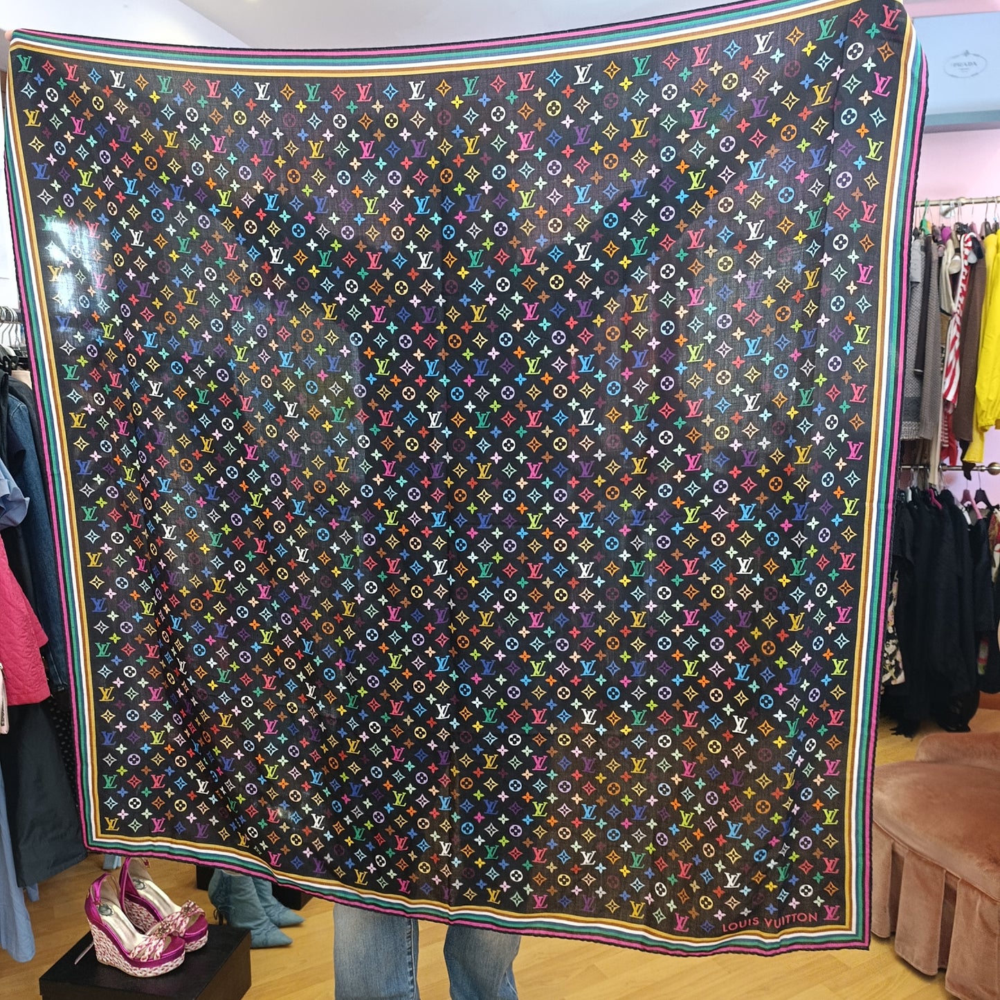 Maxi Stola Louis Vuitton nera multicolore