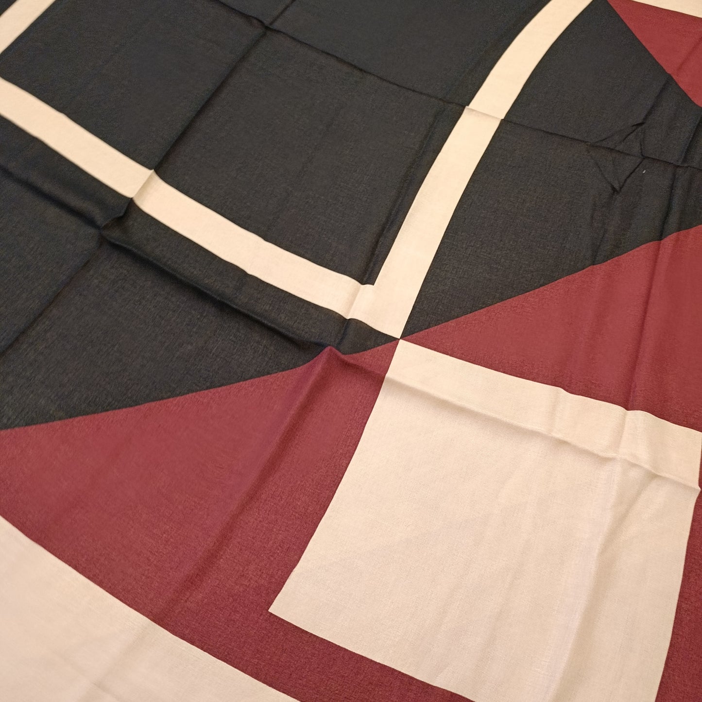 Foulard Saint Laurent nuovo