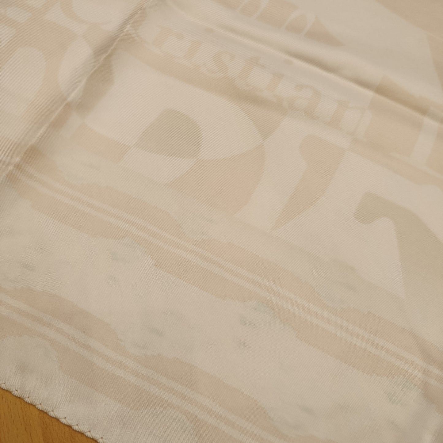 Foulard Dior rosa chiaro