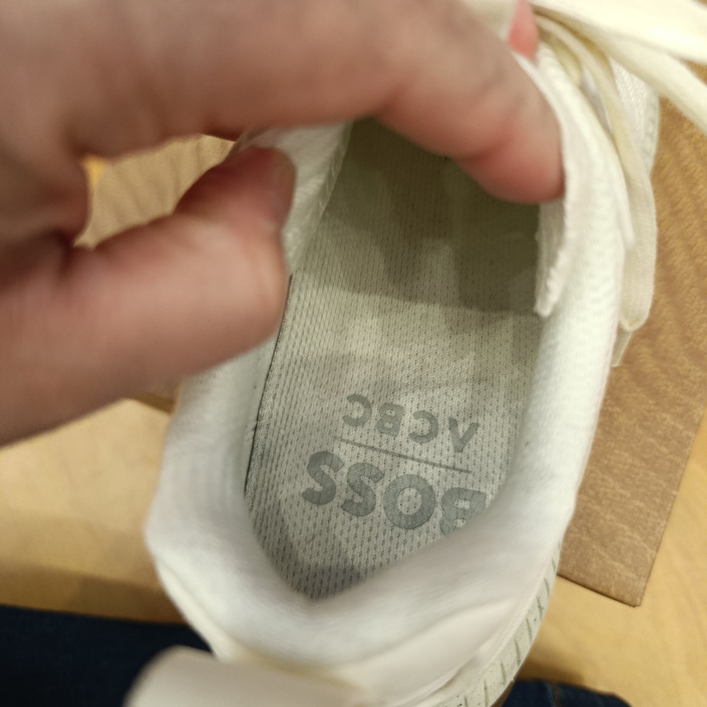 Sneakers basse Hugo Boss numero 37