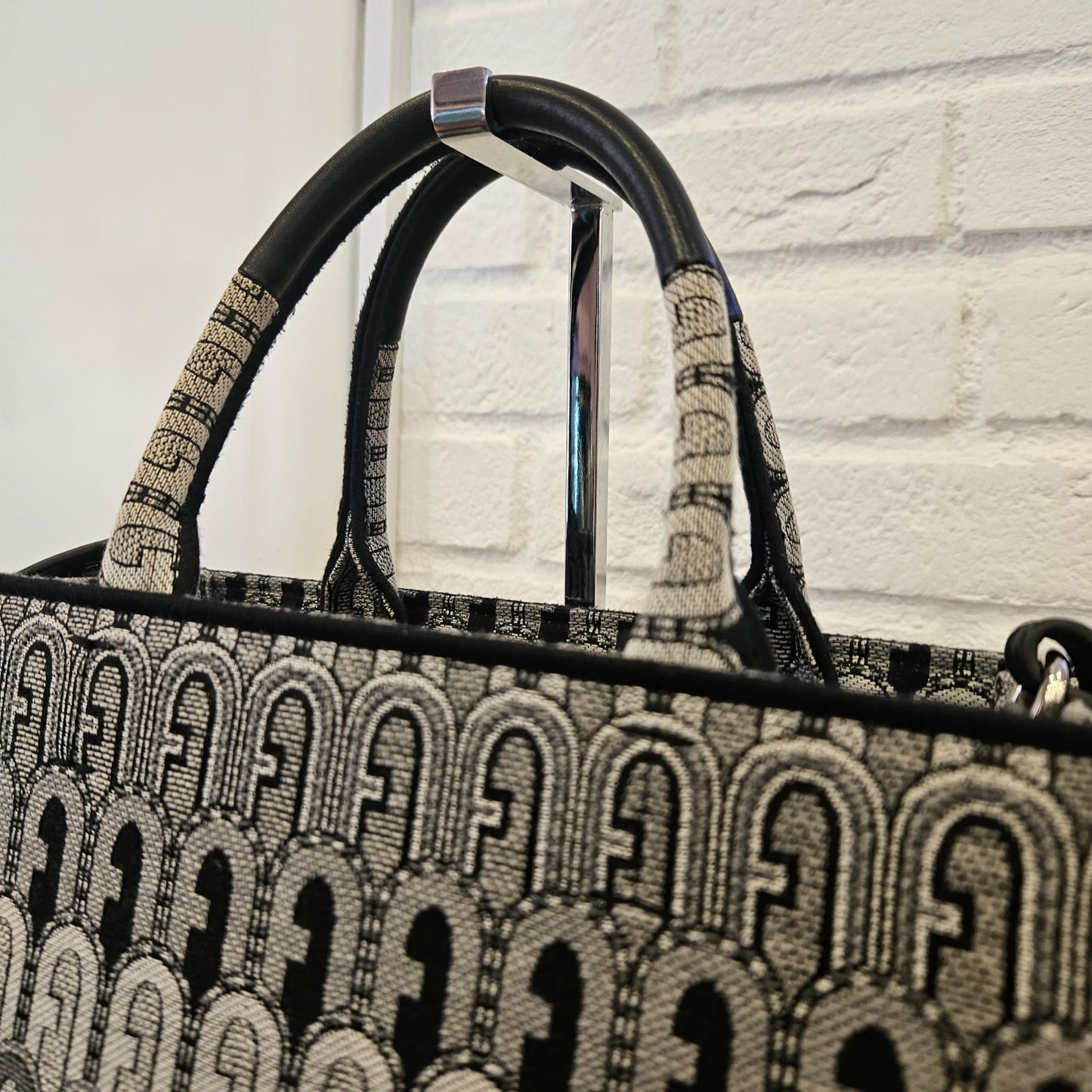 Borsa Furla tessuto Toni