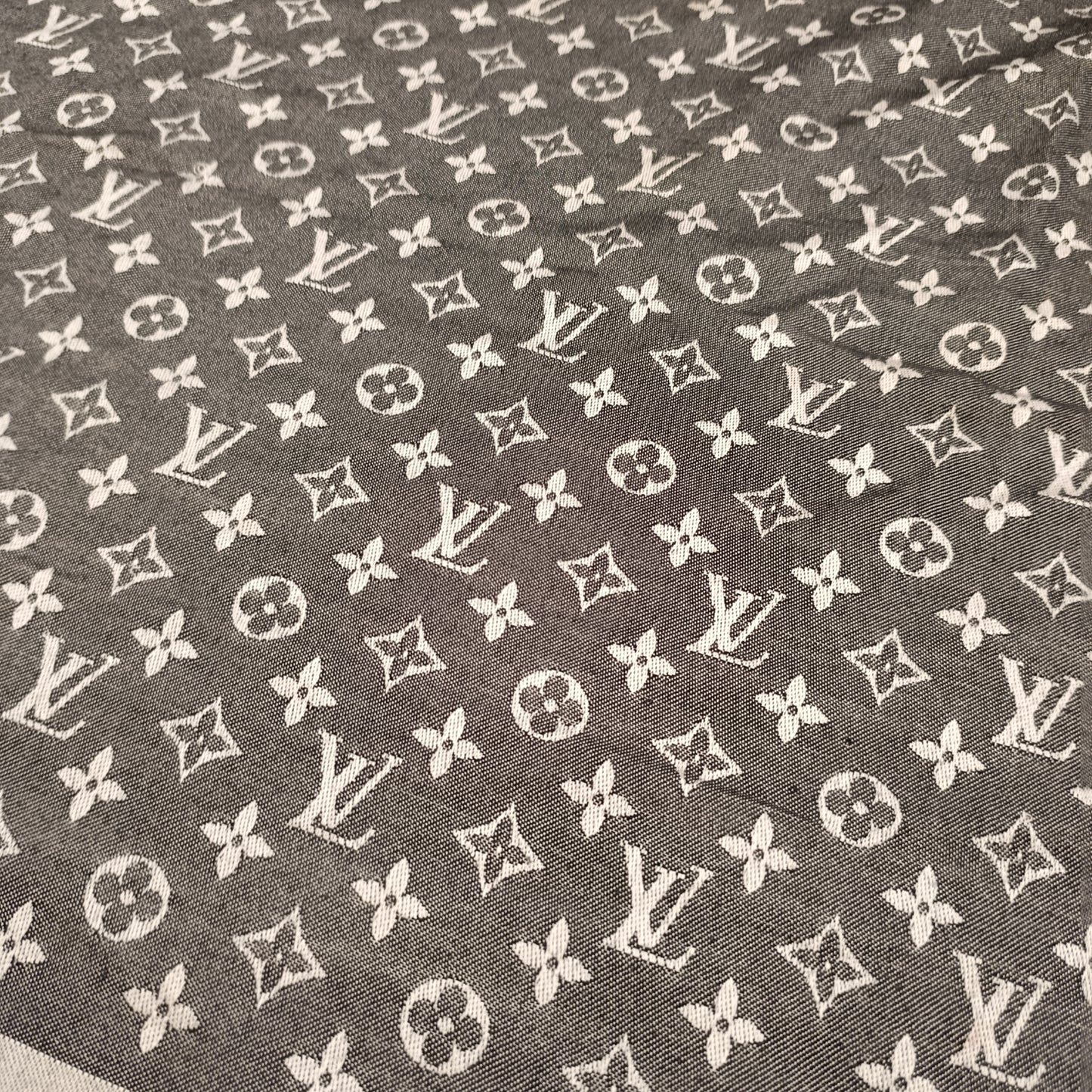 Stola Louis Vuitton monogram