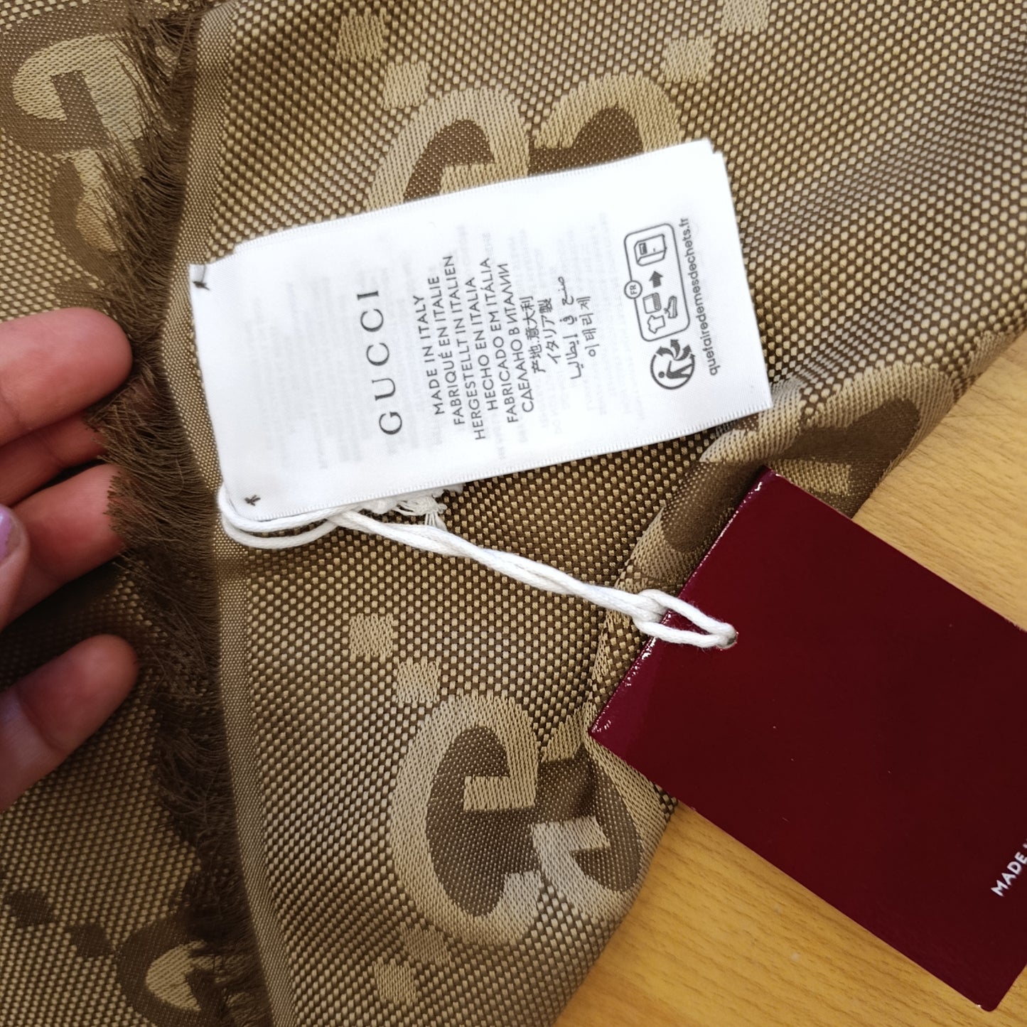 Foulard Gucci maxi logo