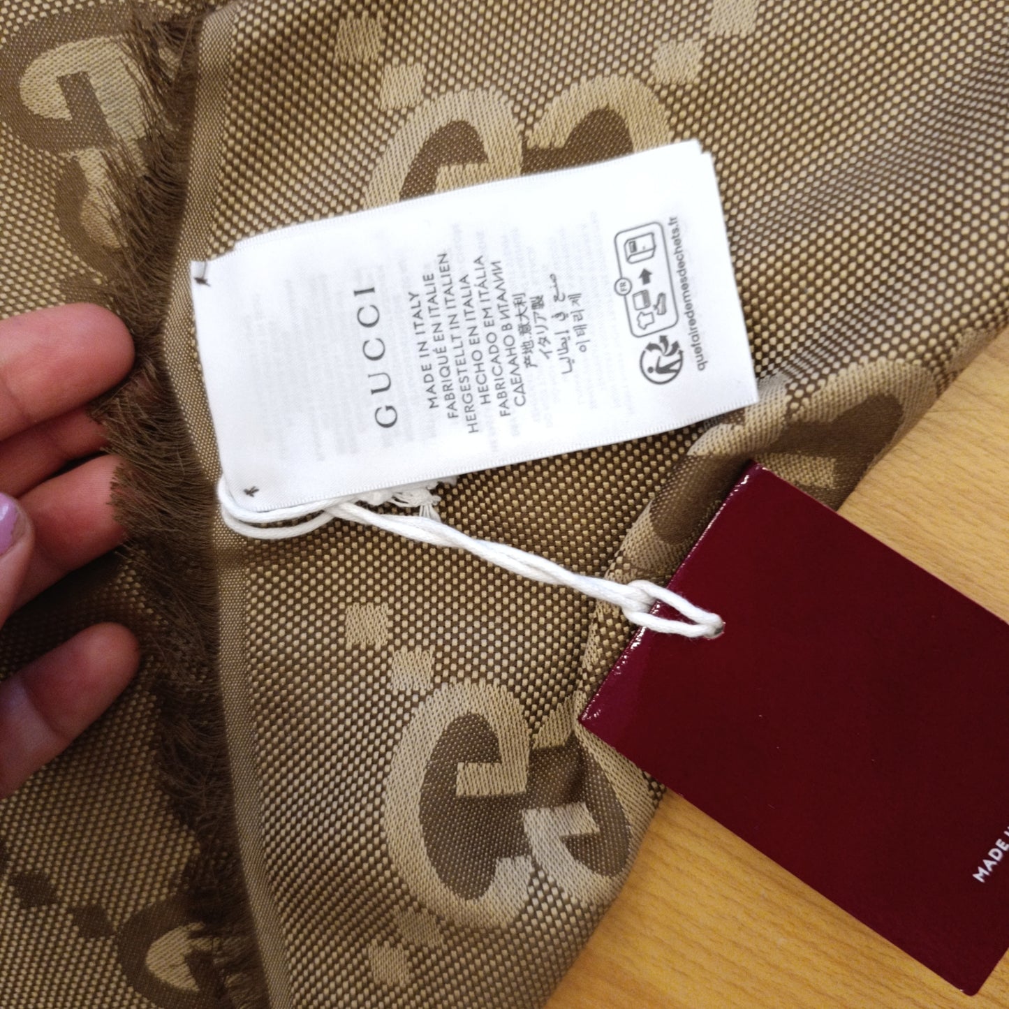 Foulard Gucci maxi logo
