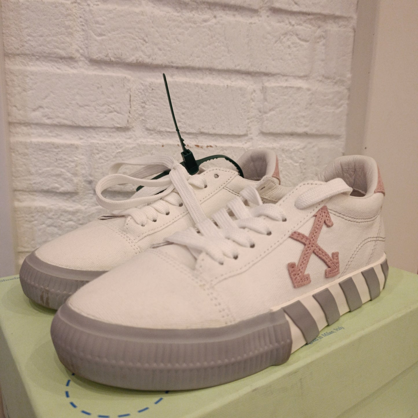 Sneakers Off White n*37