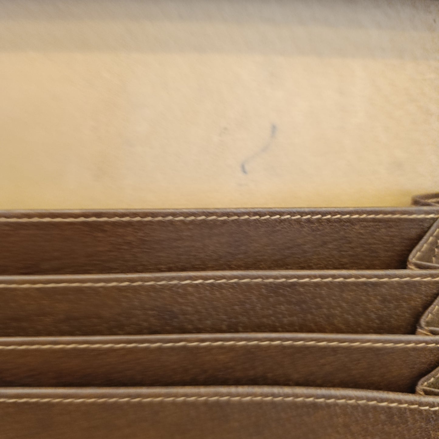 Valigia Gucci vintage 24h