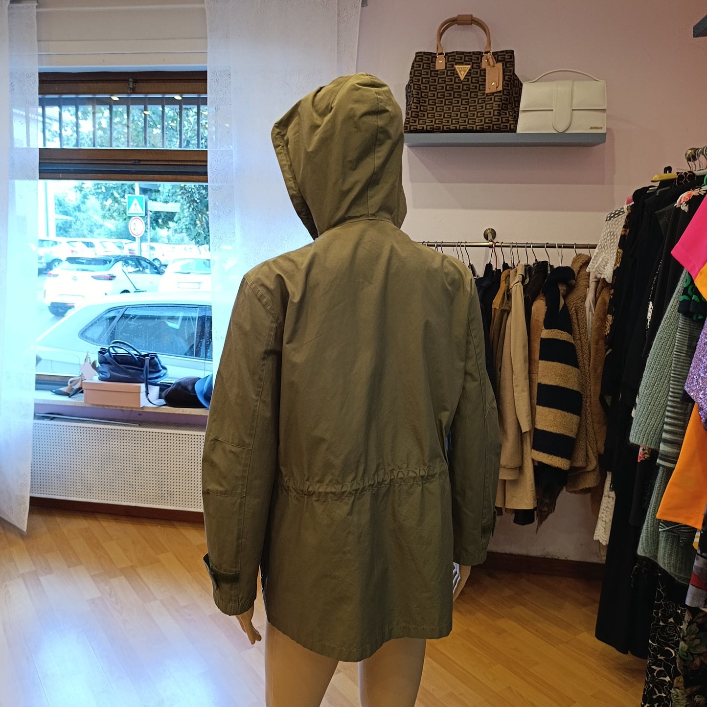 Giacca Burberry verde con zip tg 38