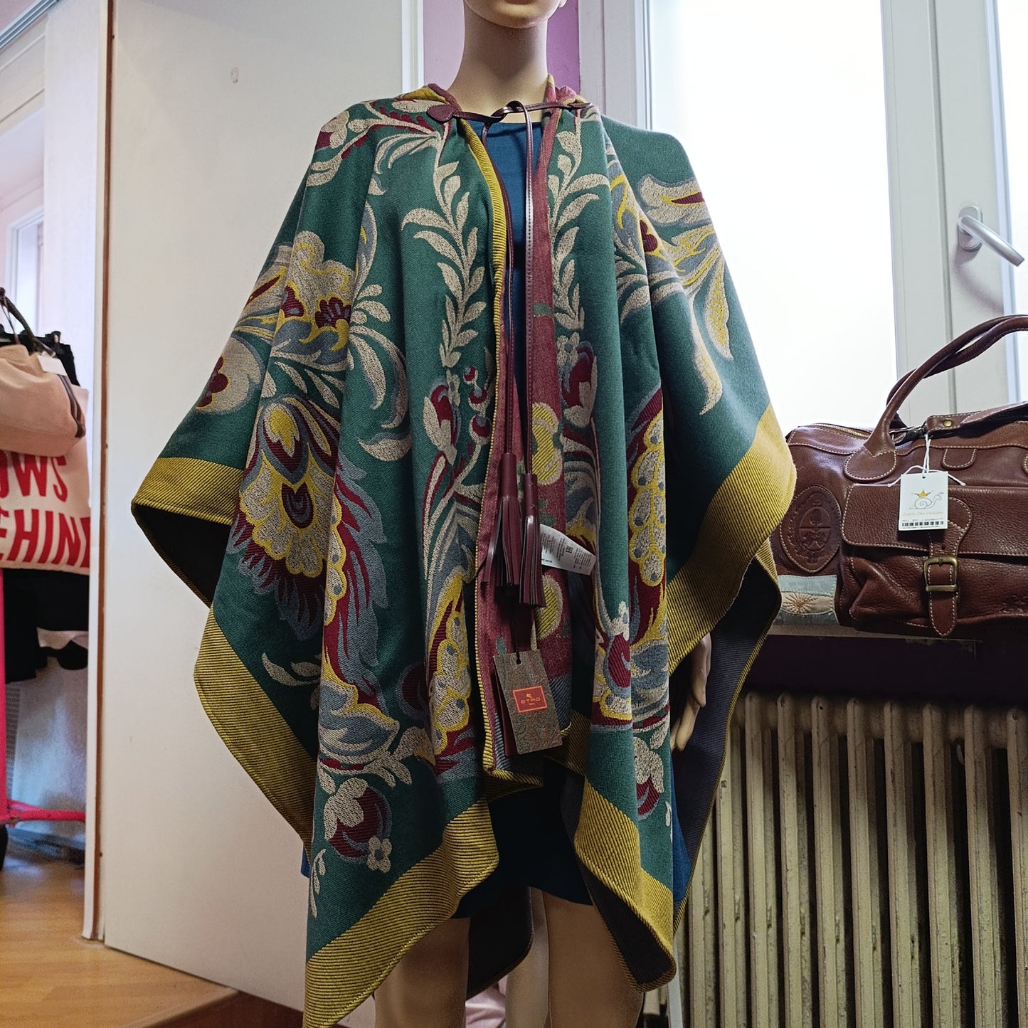 Cappa Etro nuovo con cartellino