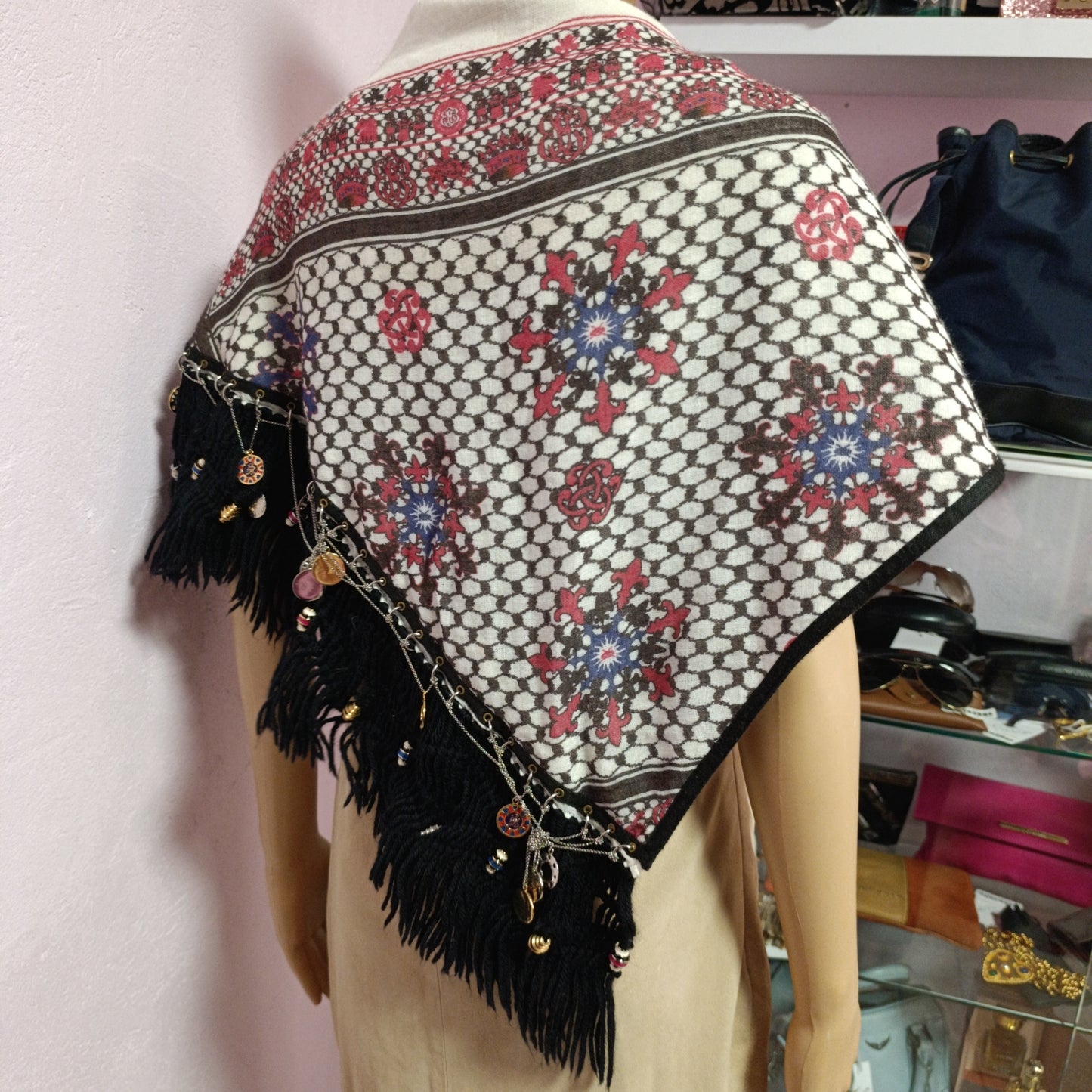 Stola Balenciaga