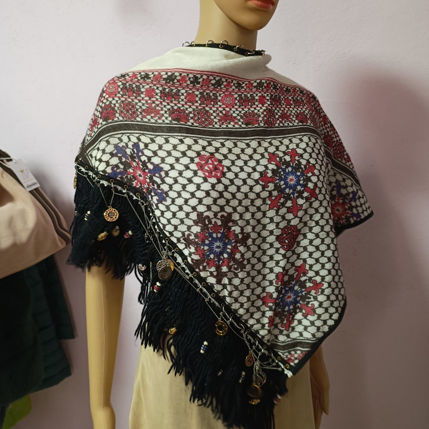 Stola Balenciaga