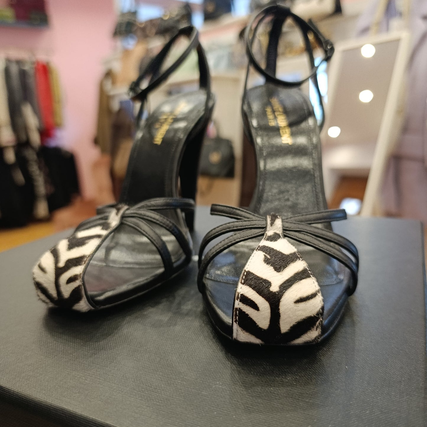 Tacchi Yves Saint Laurent n*37.5 nuove