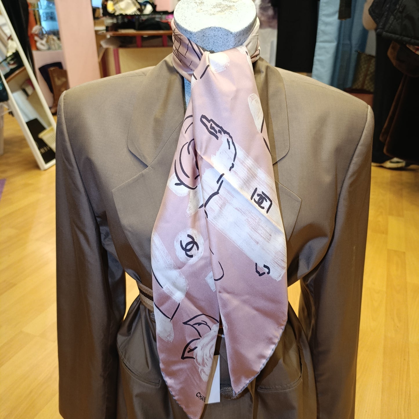 Foulard rosa cipria Chanel