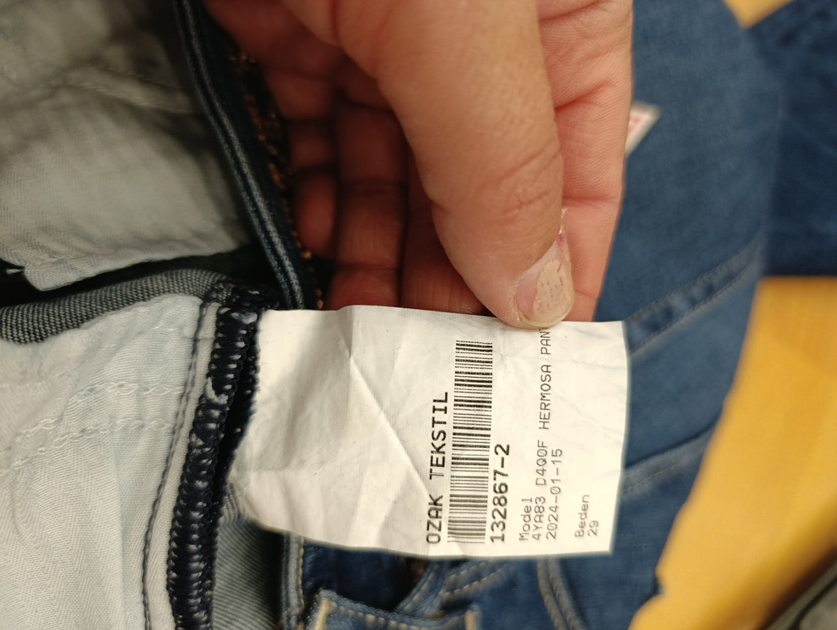 Jeans tg 29 Guess strass