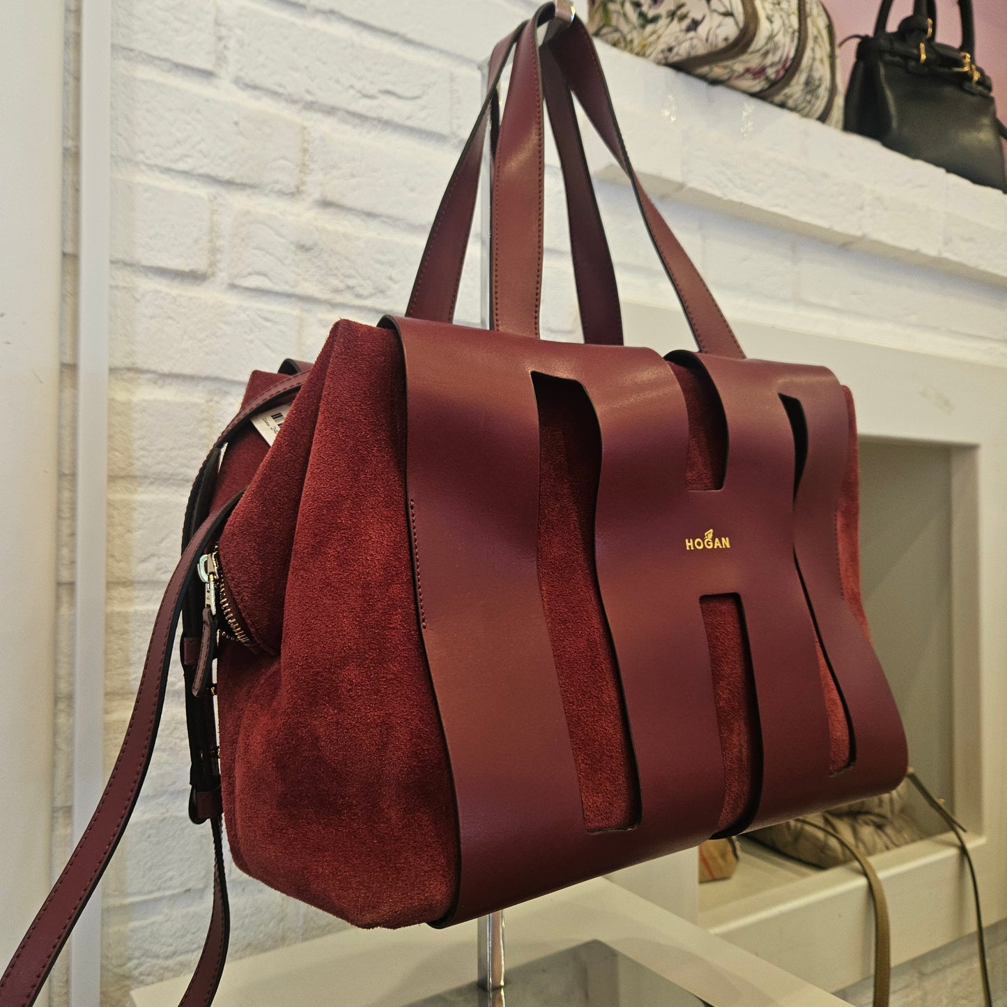 Borsa Hogan