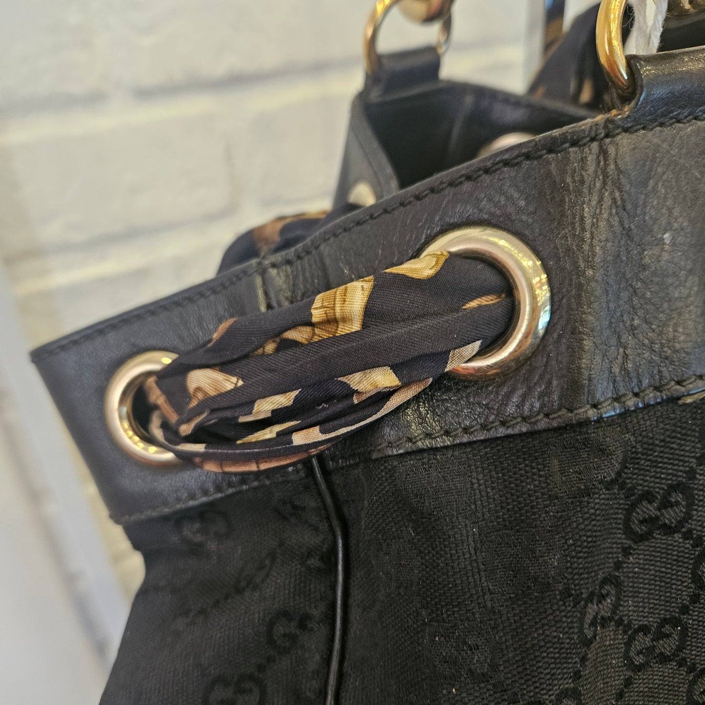 Borsa Gucci a secchiello