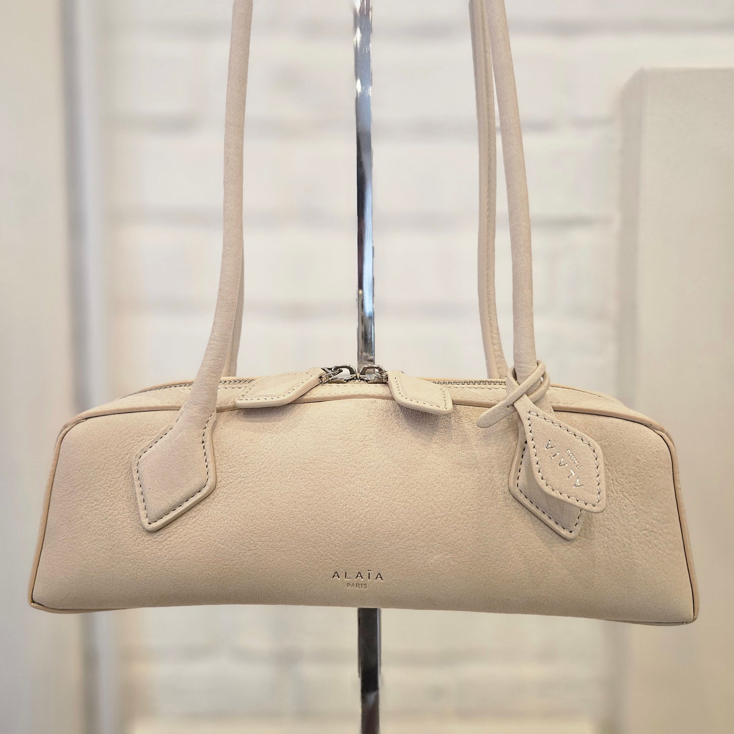 Le Teckel Alaïa (mis 27)