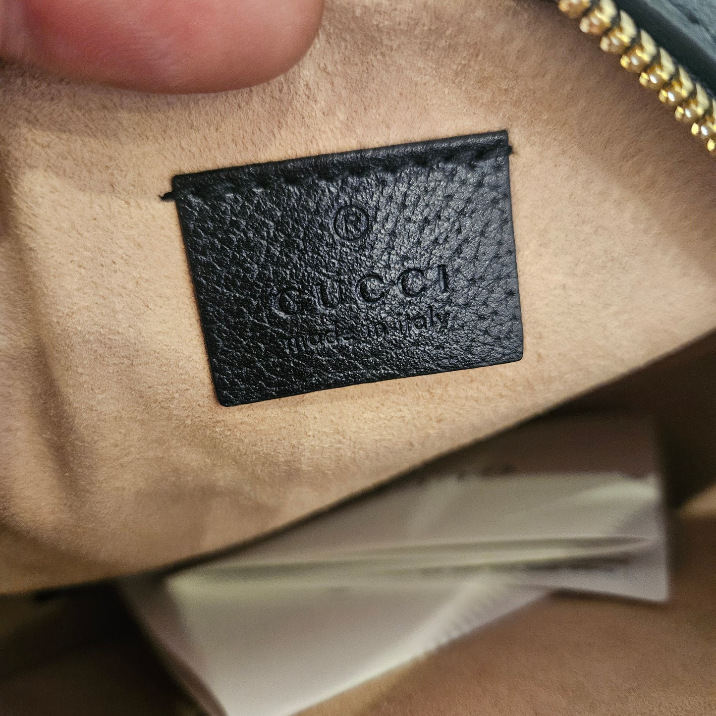 Gucci Round
