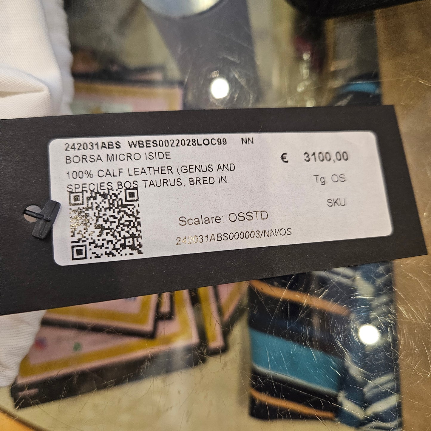 Iside Valextra
