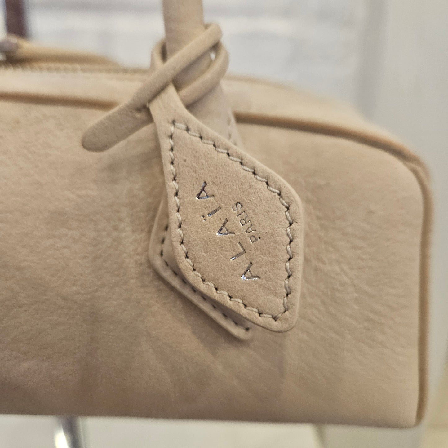 Le Teckel Alaïa (mis 27)