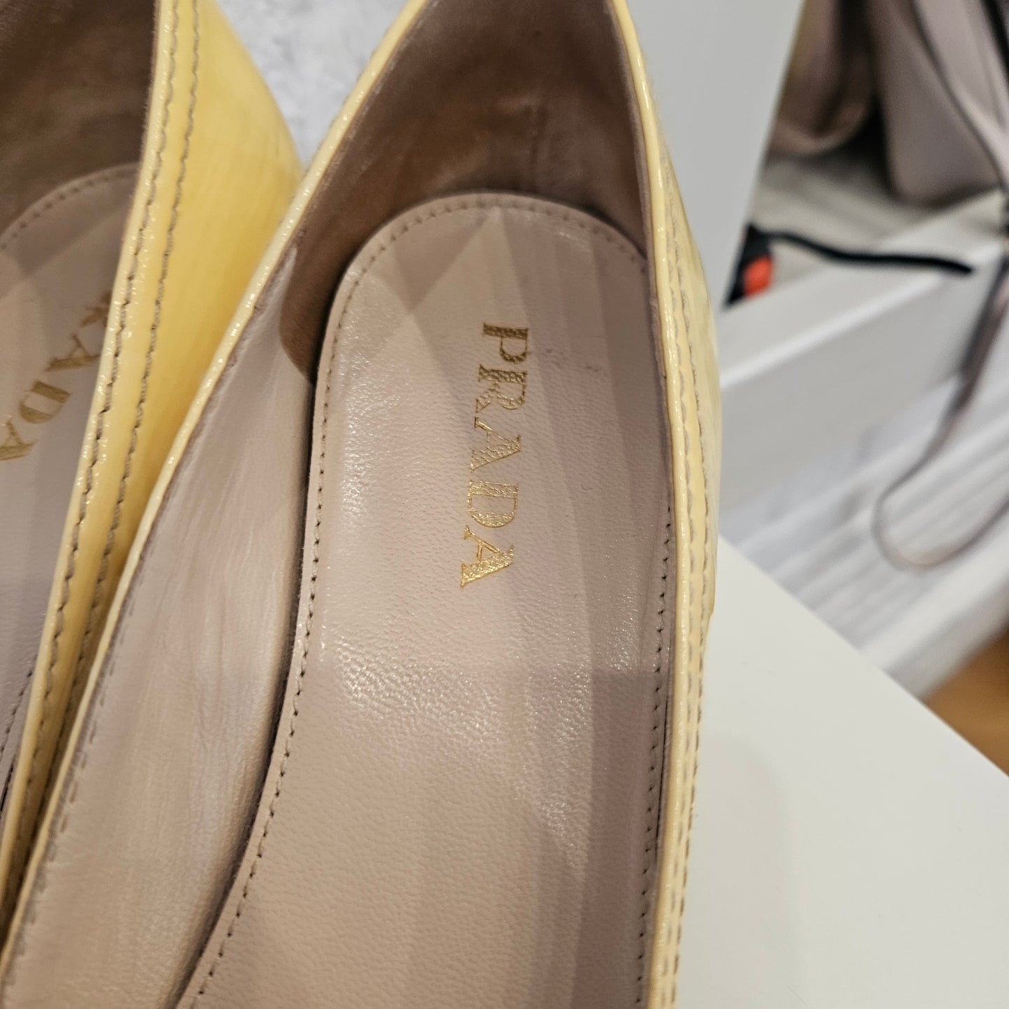 Tacchi Prada n 37.5
