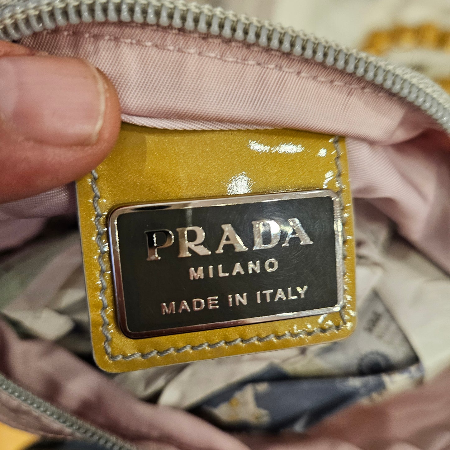 Tracolla Prada color lilla