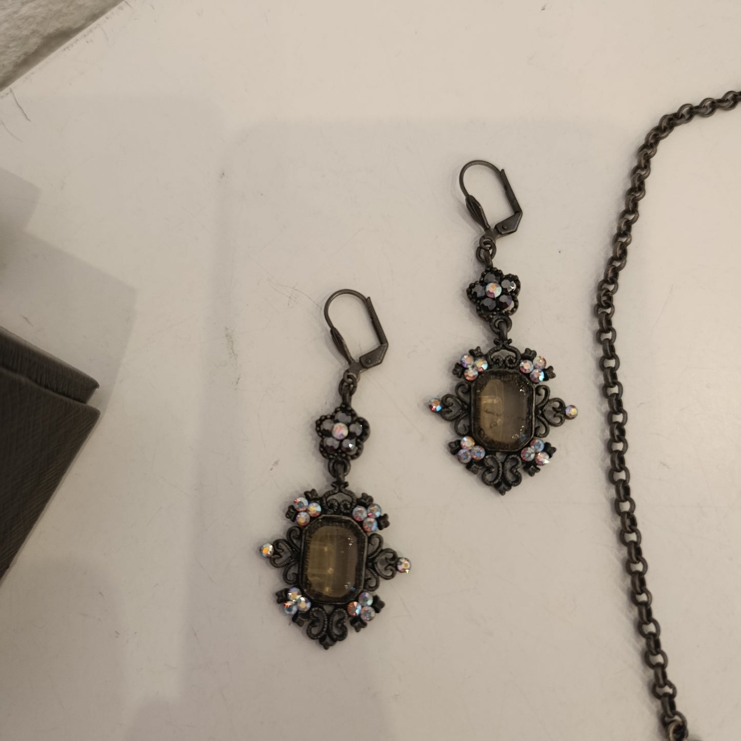 Parure collana e orecchini in argento con Swarovski