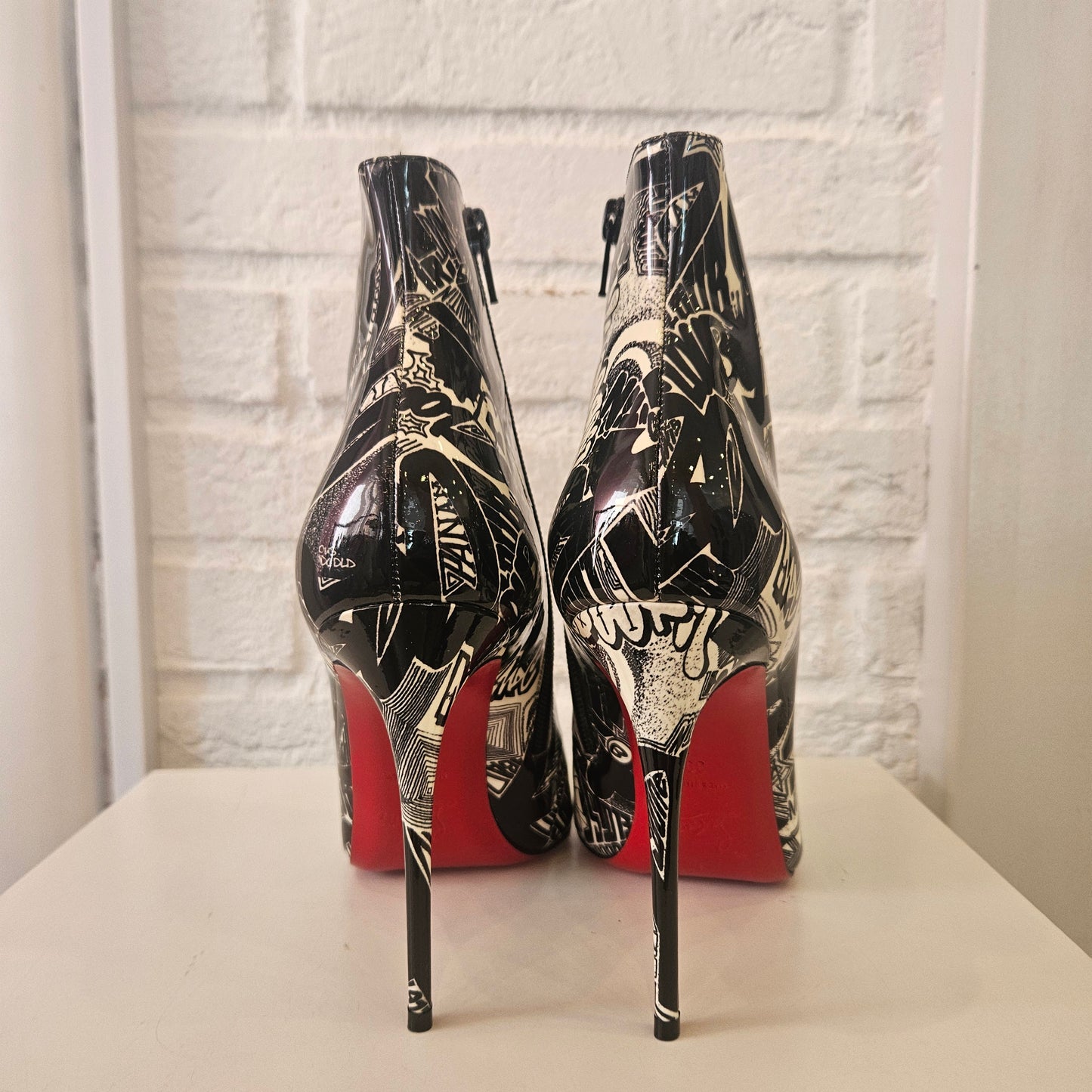 Nikograf So Kate Louboutin n 39