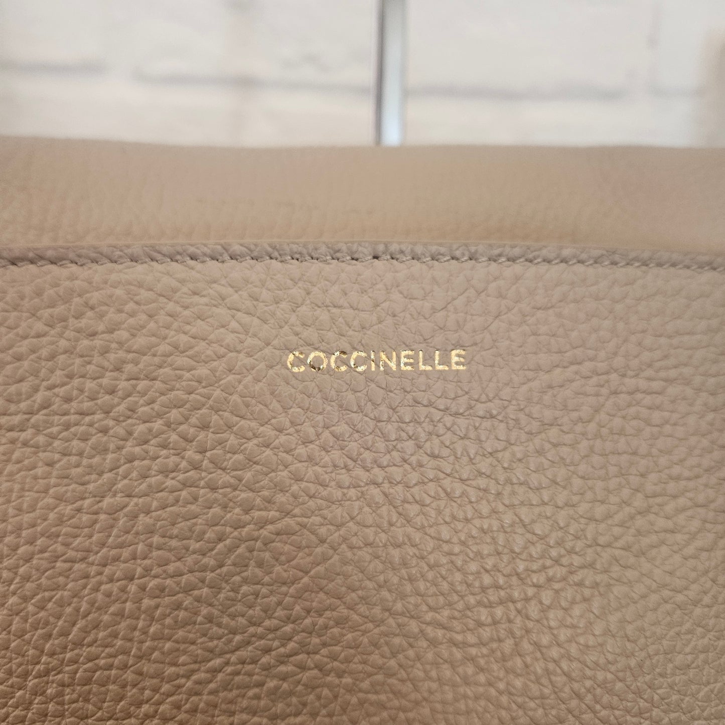 Borsa Coccinelle beige con tracolla
