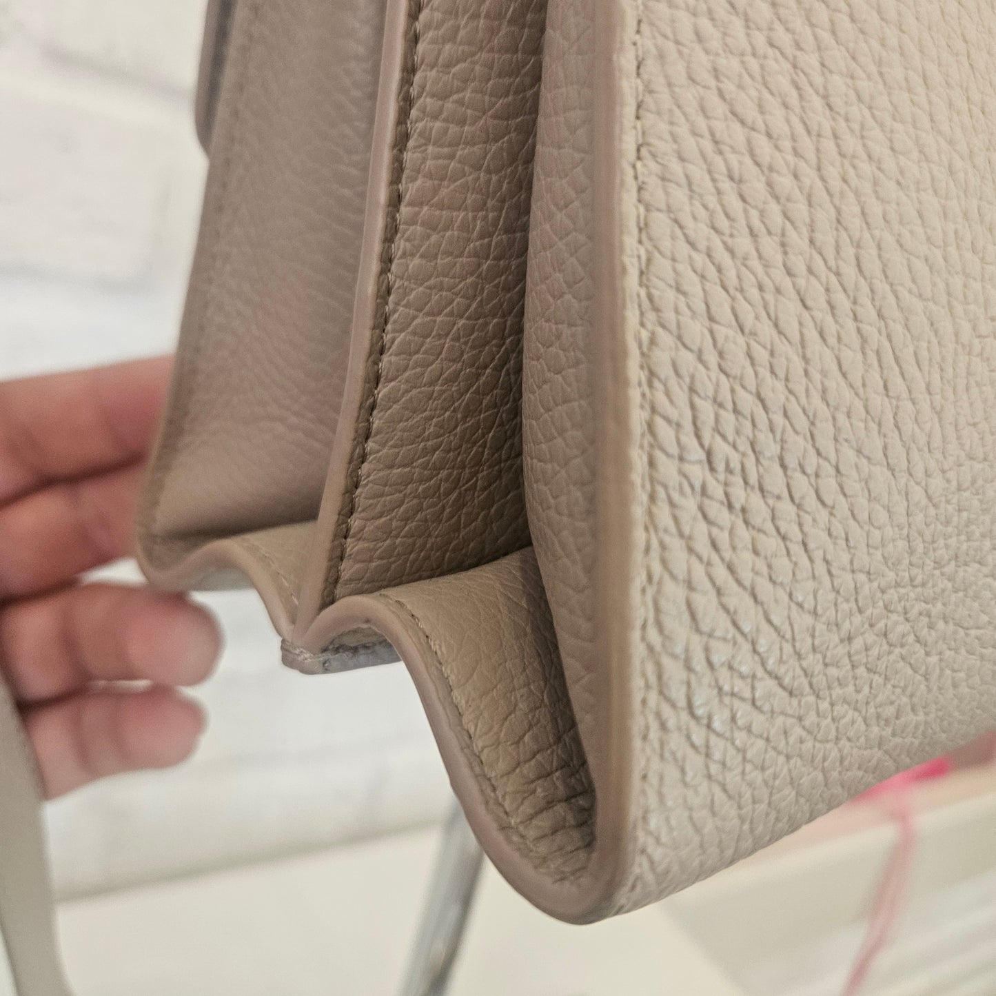Borsa Coccinelle beige con tracolla