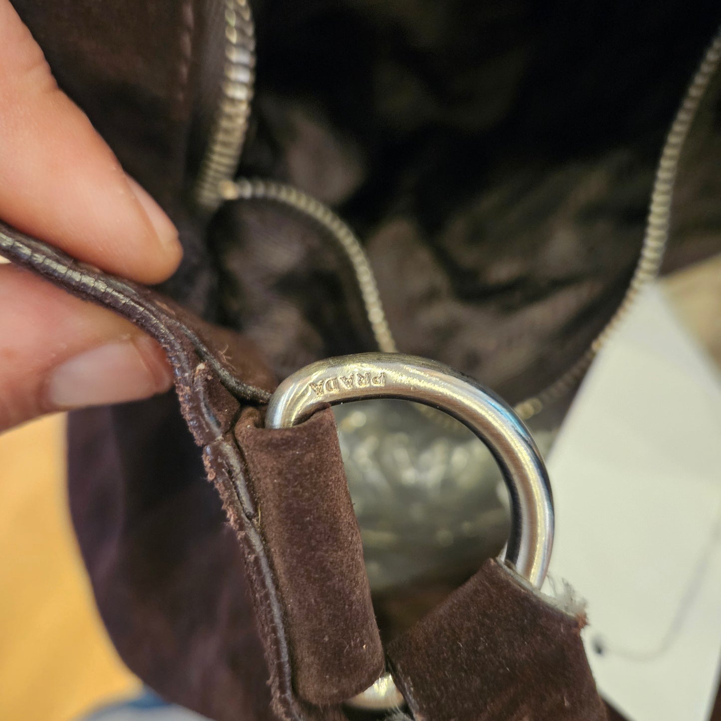 Borsa Prada in camoscio