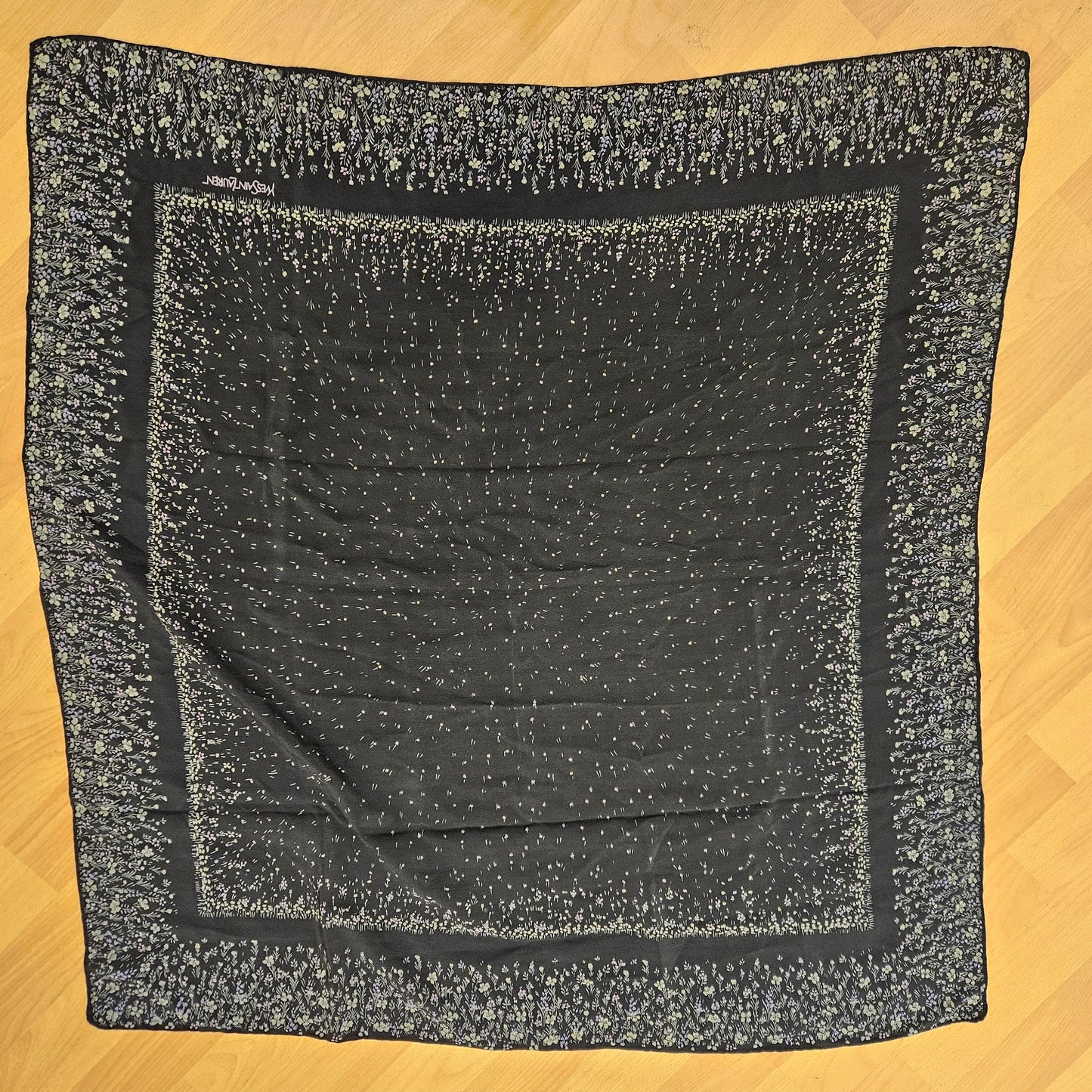 Foulard vintage Yves Saint Laurent