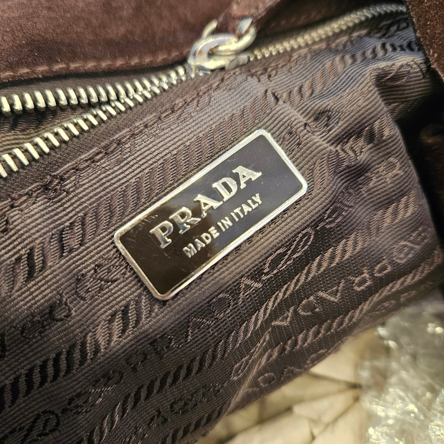 Borsa Prada in camoscio