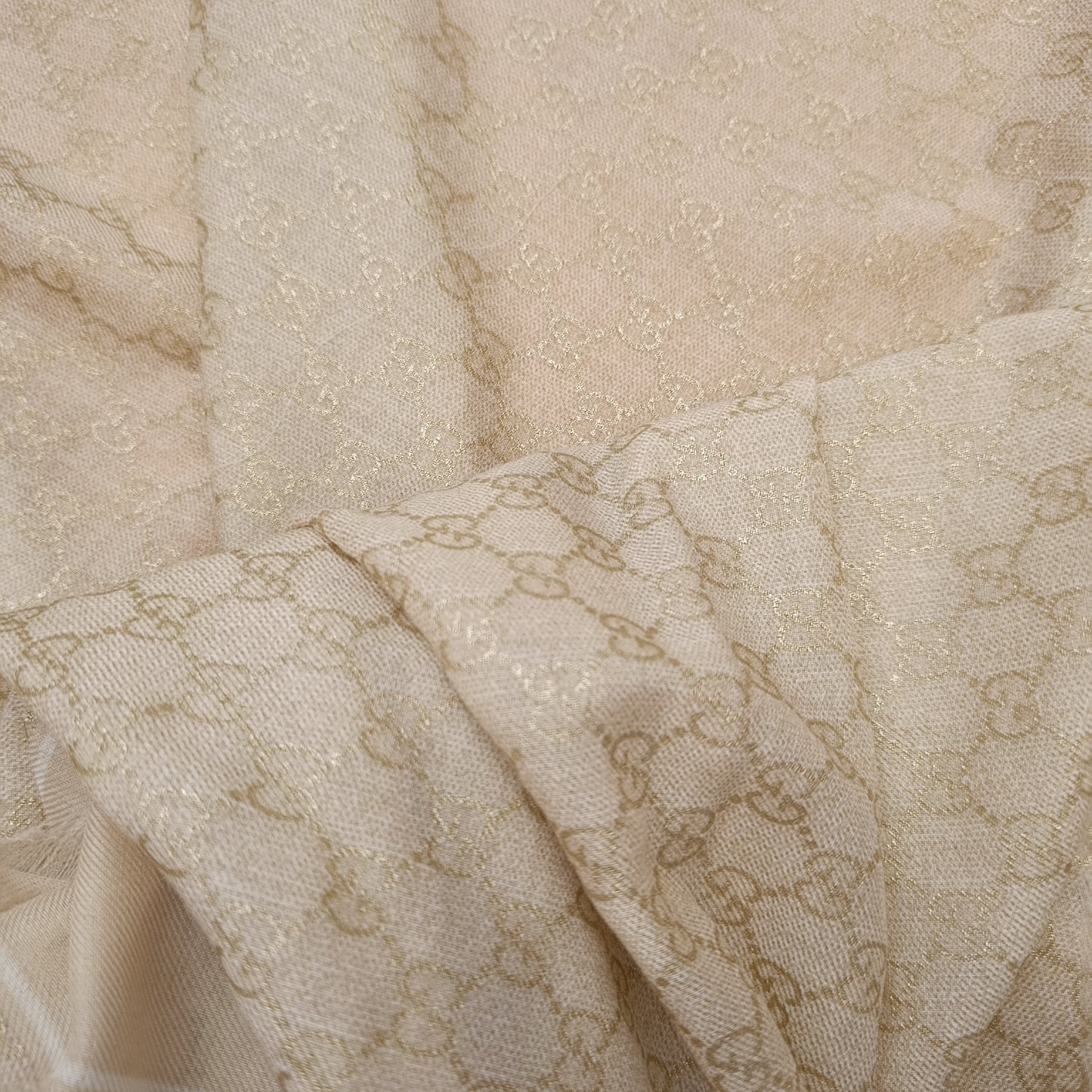 Sciarpa Gucci colorazione panna nuova con cartellino