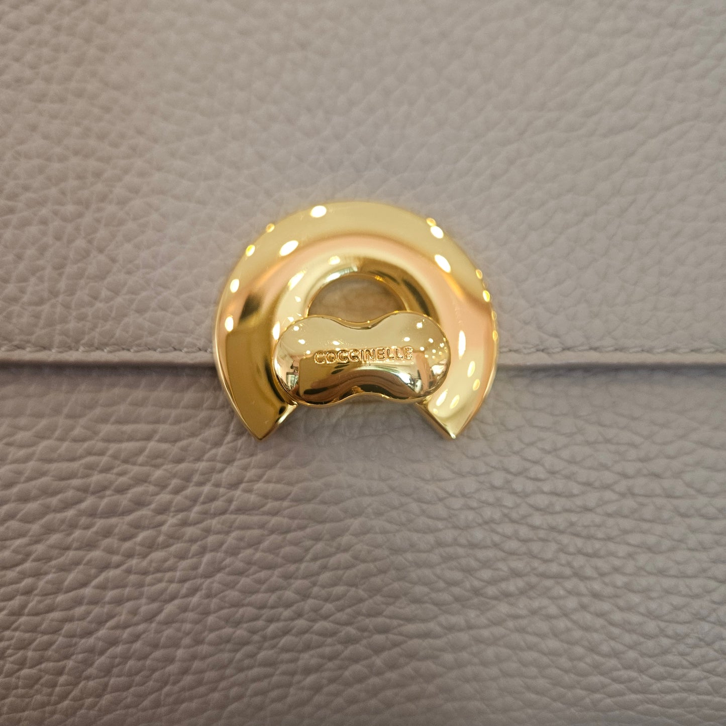 Borsa Coccinelle beige con tracolla
