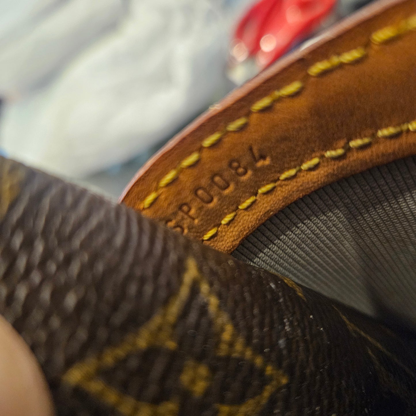 Reporter Louis Vuitton (2004)