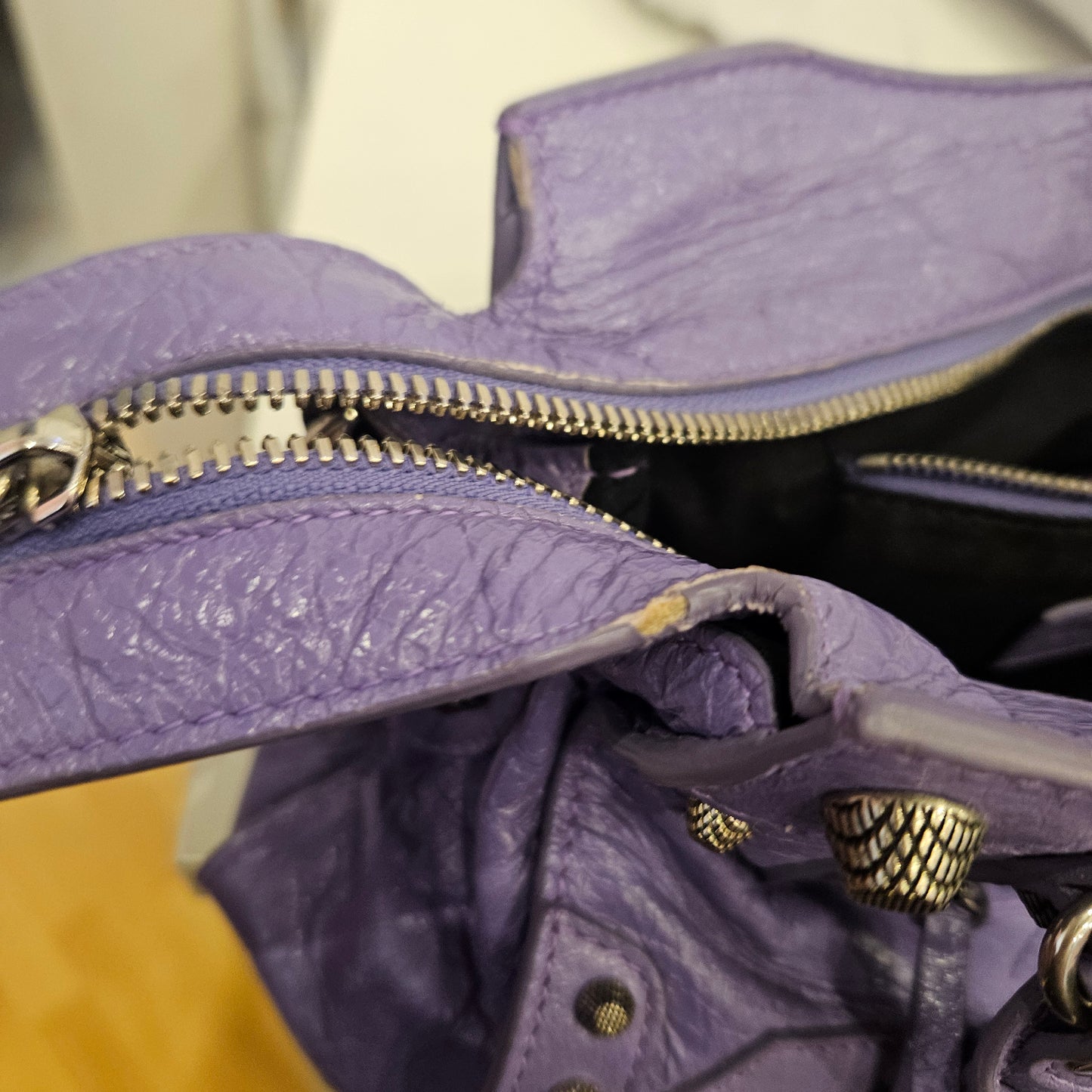 Balenciaga Neo Cagole City