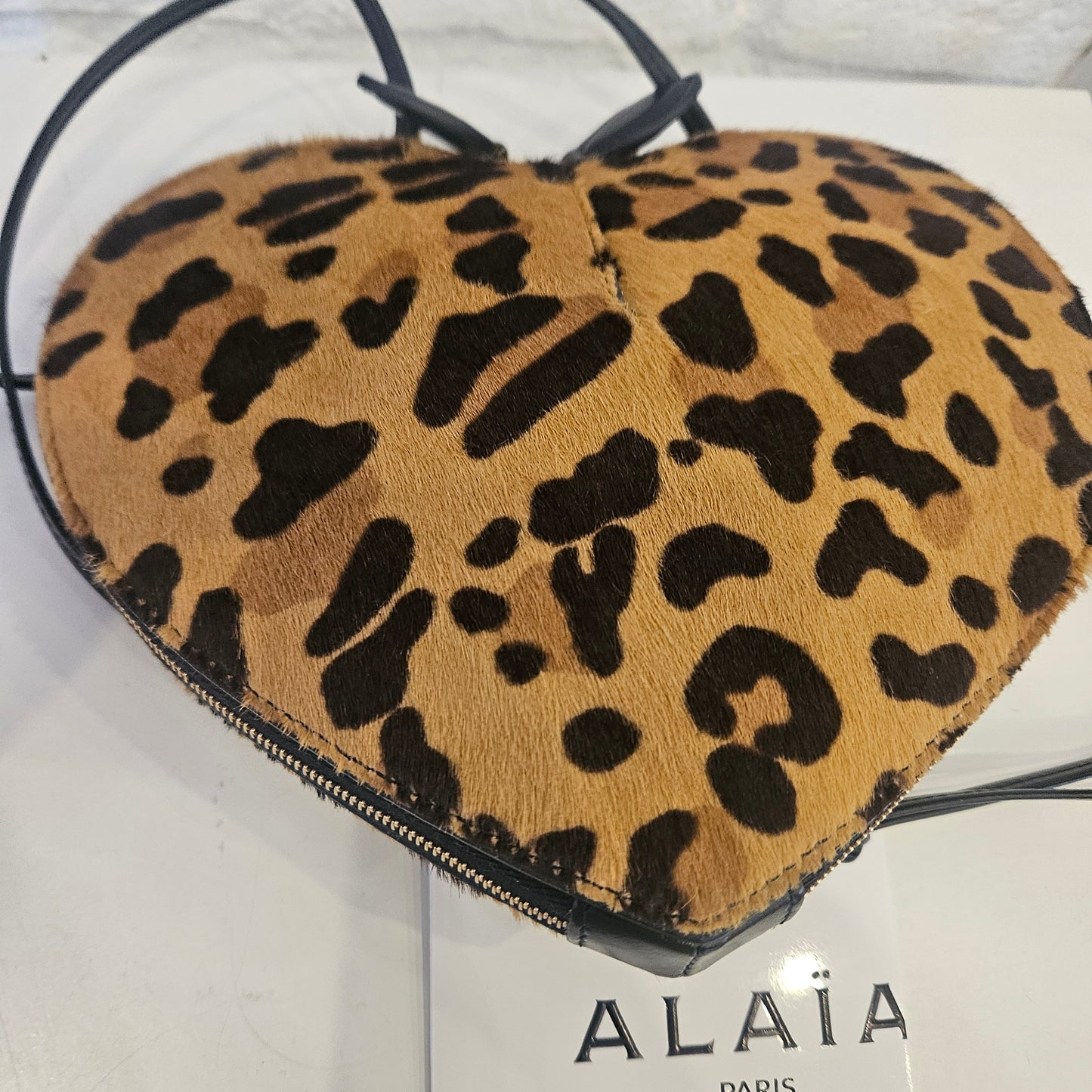 Le Coeur Alaïa in cavallino