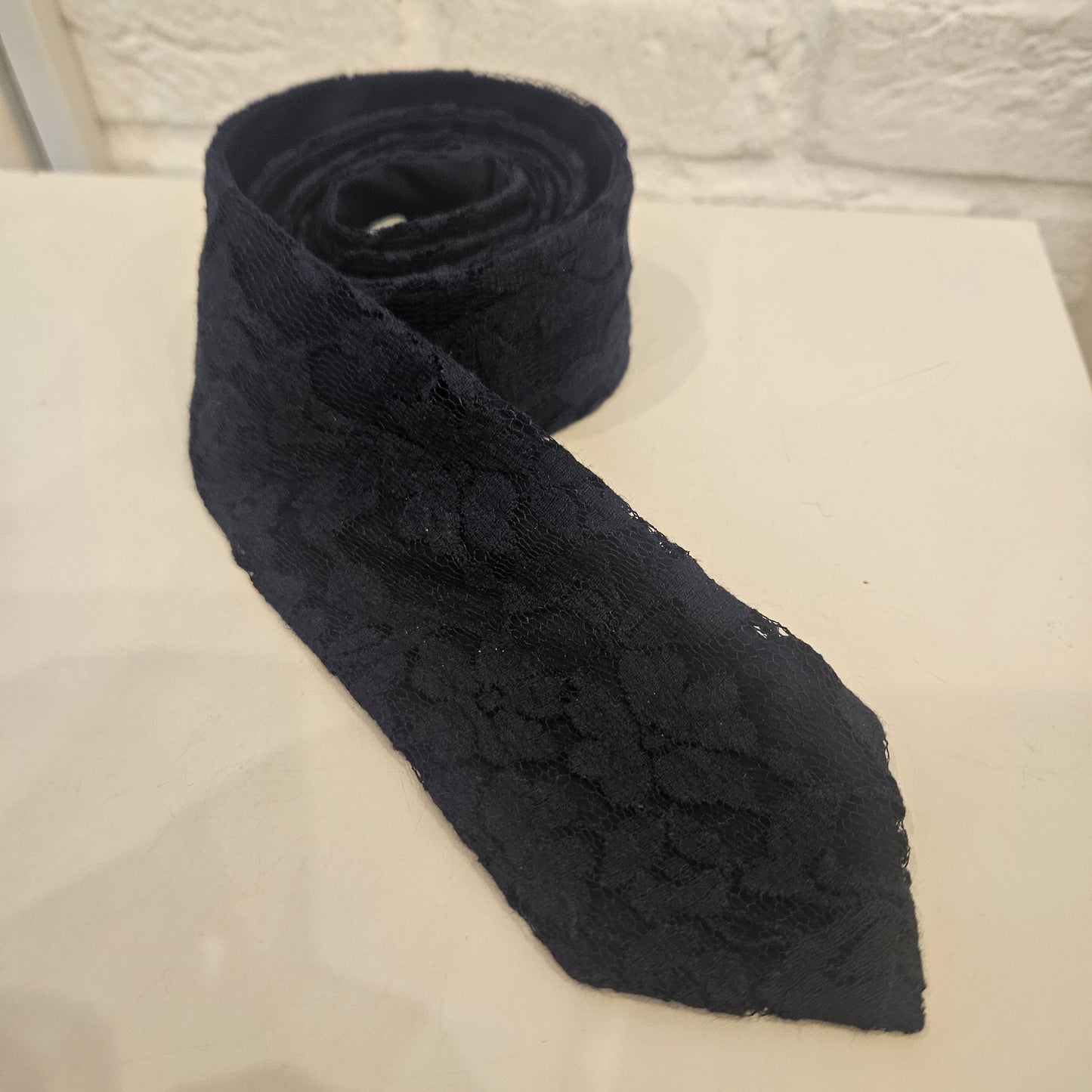 Cravatta Boss in pizzo