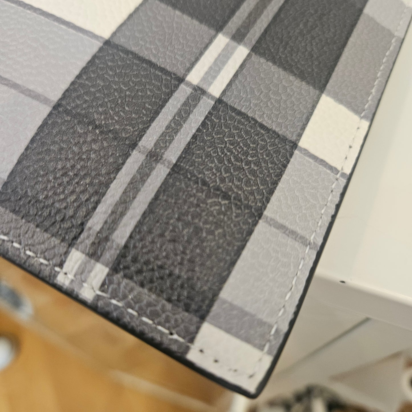 Clutch Thom Browne